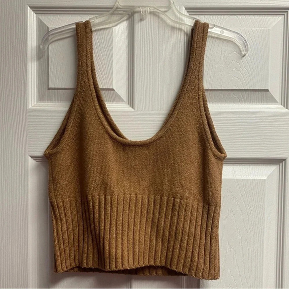 *SOLD Banana Republic X Repreve Knit Y2K Cotton Blend Crop Top Size Medium - Picture 3 of 3